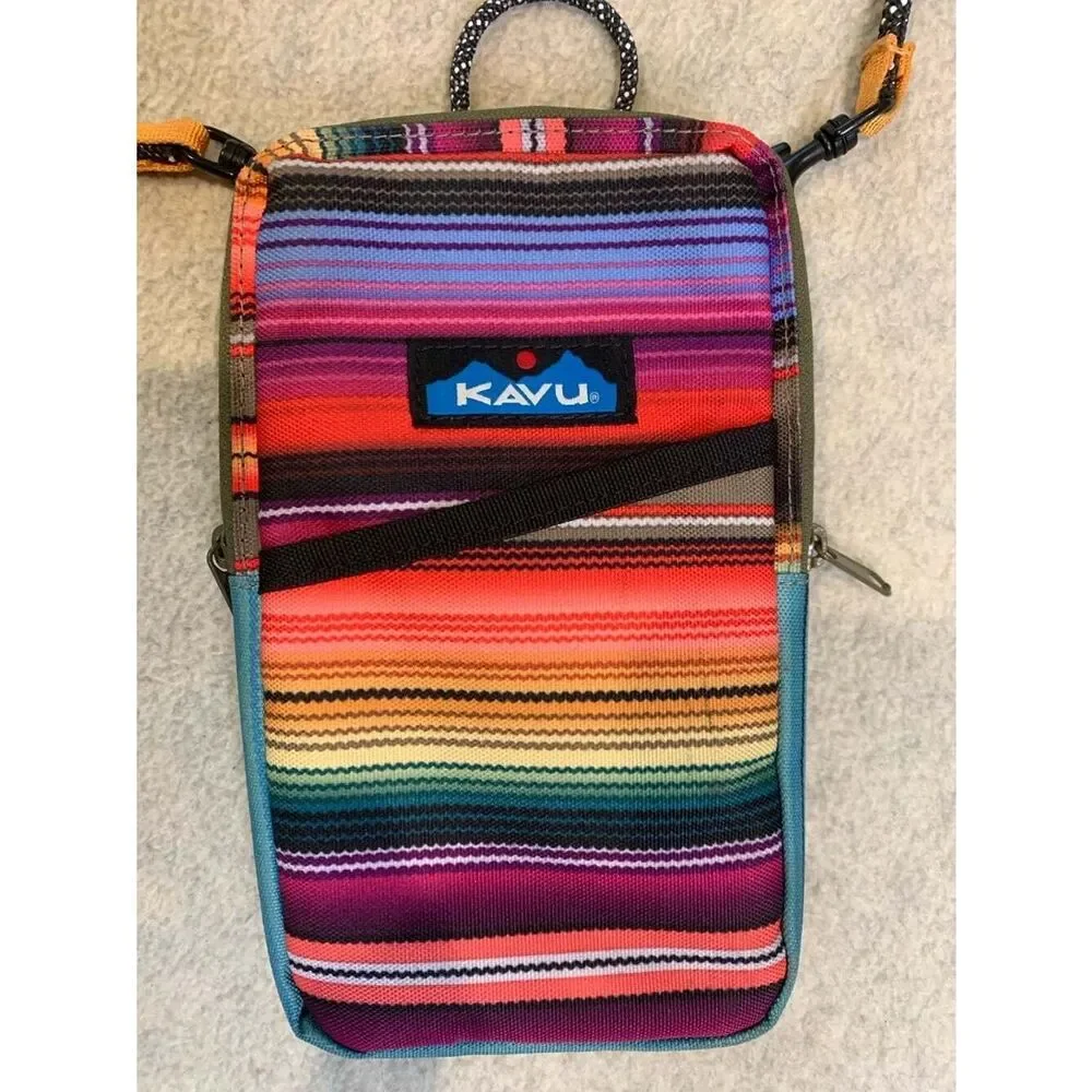 KAVU Essential Case Crossbody Phone Bag in Coastline Blanket - Picture 5 of 6